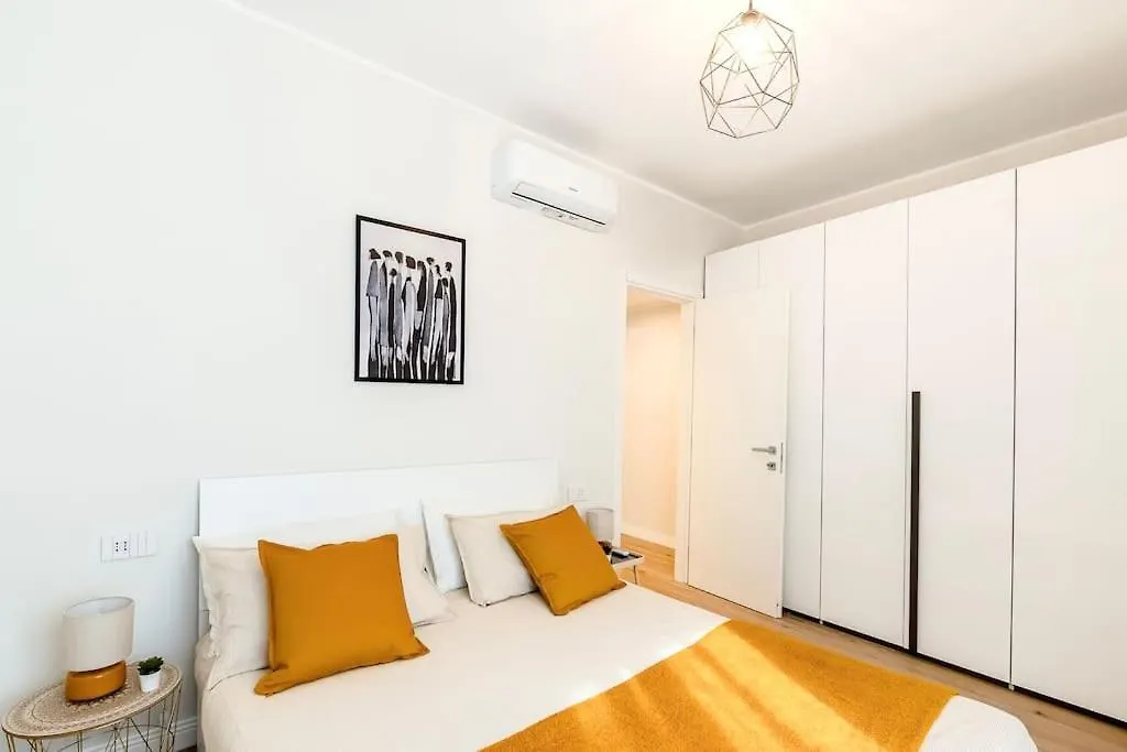 Casa Oriana 2 Milano Centro-Metro M1 Apartment Italy