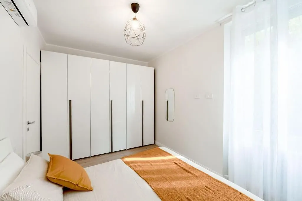 Casa Oriana 2 Milano Centro-Metro M1 Apartment Italy