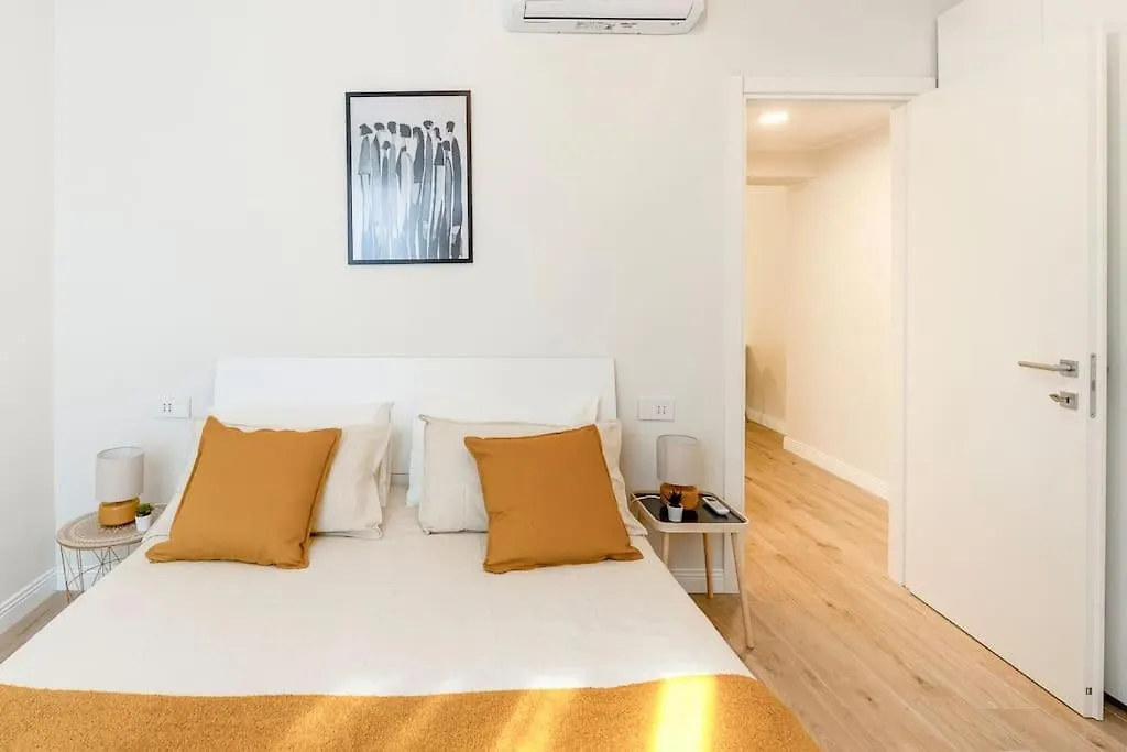 Casa Oriana 2 Milano Centro-Metro M1 Apartment Italy